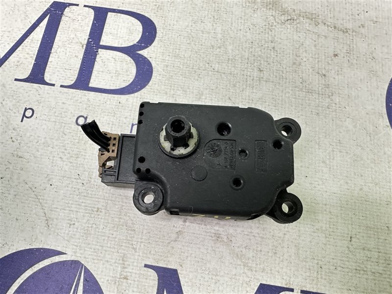 Сервопривод заслонок печки E-Class W211 2006 W211 642.920