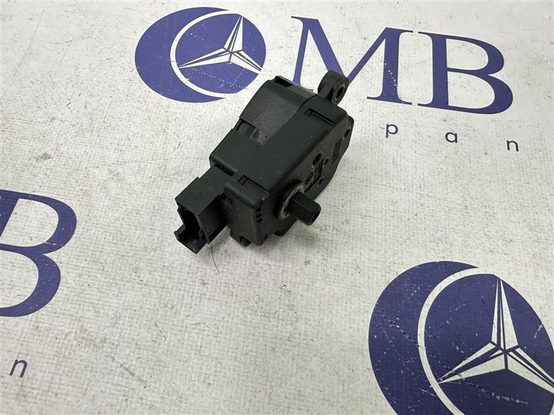 Сервопривод заслонок печки Mercedes-Benz E-Class W211 W211 272.964