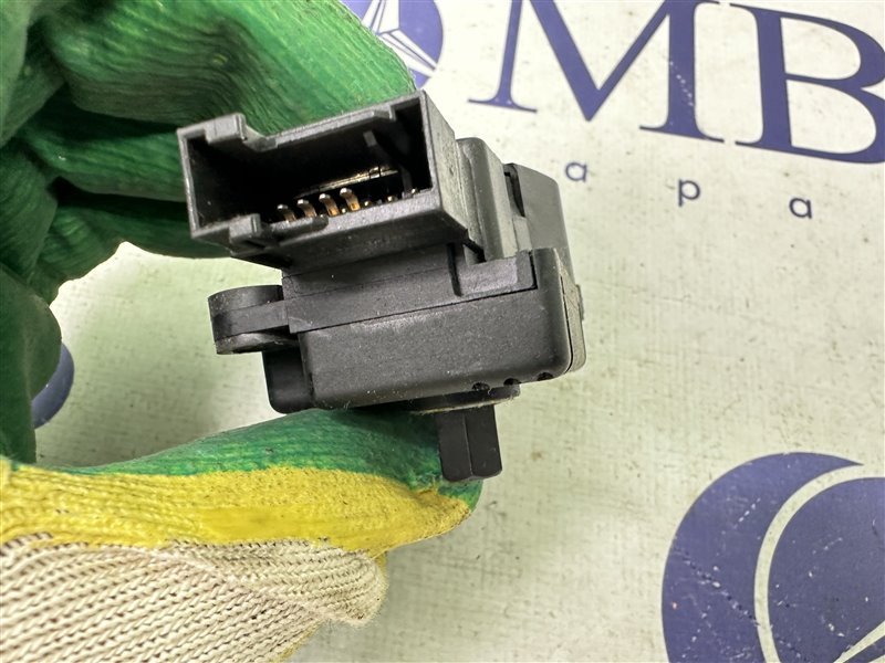 Сервопривод заслонок печки E-Class W211 2006 W211 272.964