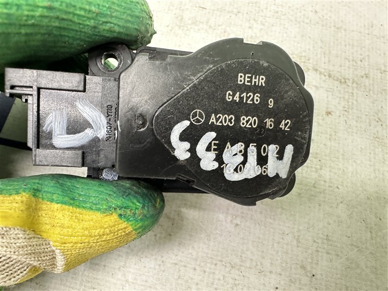 Сервопривод заслонок печки E-Class W211 2006 W211 272.964