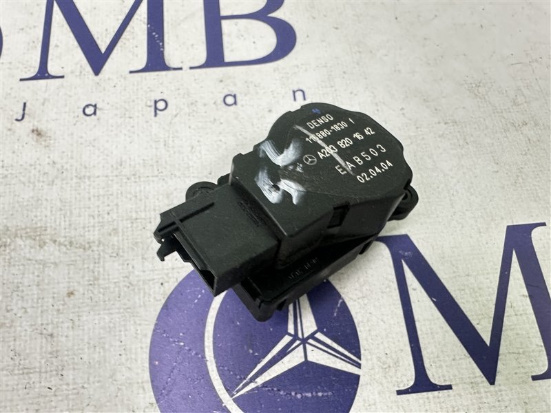 Запчасть сервопривод заслонок печки Mercedes-Benz M-Class W163 2004 W163 112.970 A2038201642 контрактная Сервопривод заслонок печки Mercedes-Benz M-Class W163 2004 W163 112.970 A2038201642 контрактная