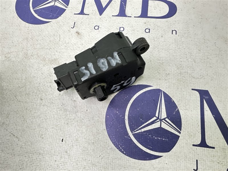 Сервопривод заслонок печки Mercedes-Benz E-Class W211 W211 113.967