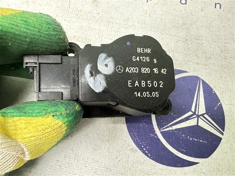 Сервопривод заслонок печки E-Class W211 2005 W211 113.967