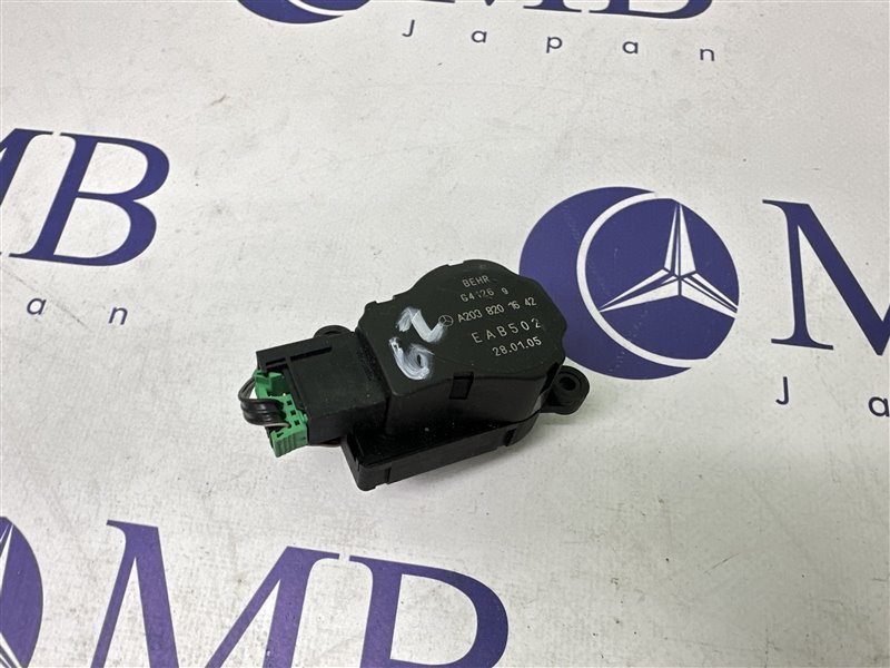 Сервопривод заслонок печки Mercedes-Benz CLS-Class W219 W219 C219 113.967