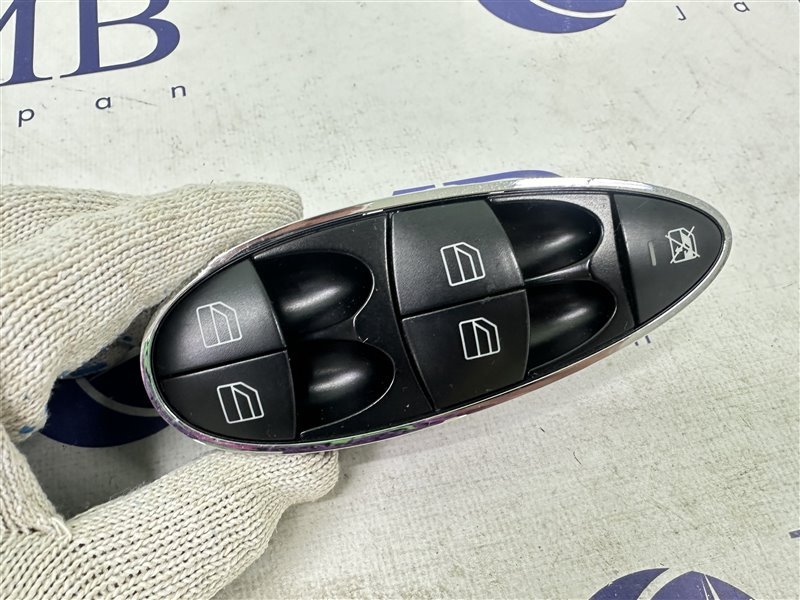 Блок управления стеклами передний левый Mercedes-Benz CLS-Class W219 W219 C219 272.964