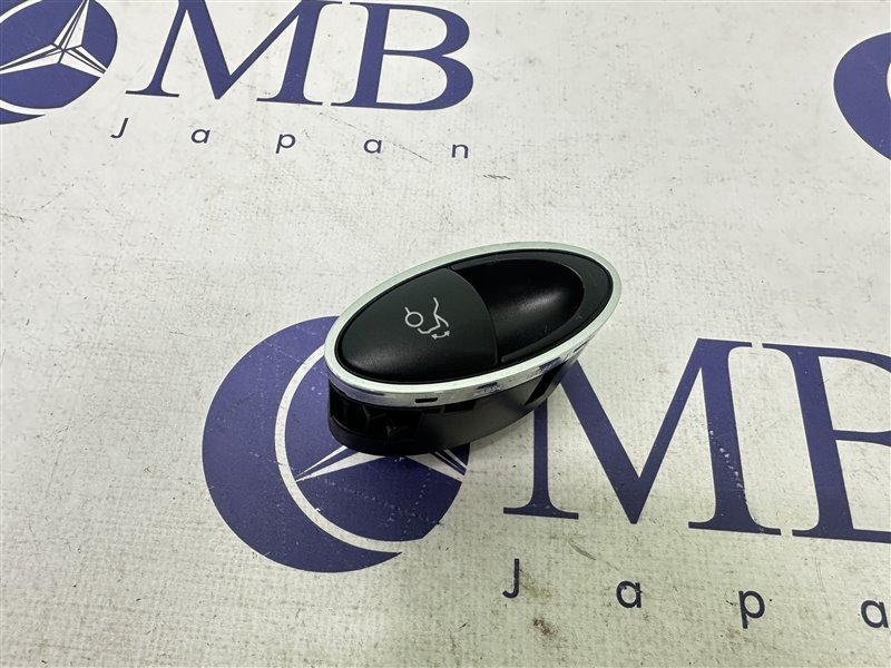 Кнопка багажника Mercedes-Benz CLS-Class W219 2006 W219 C219 272.964 A2118210579 контрактная