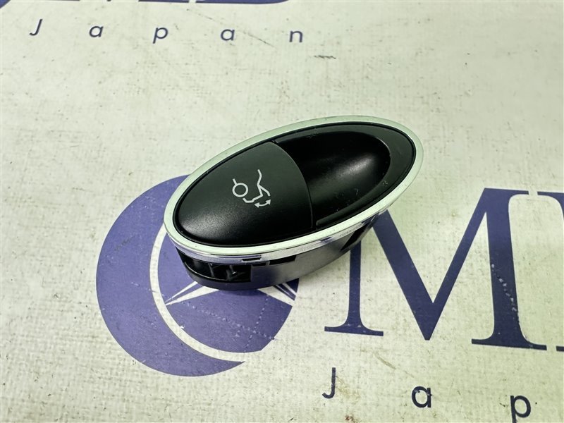 Кнопка багажника Mercedes-Benz CLS-Class W219 W219 C219 272.964