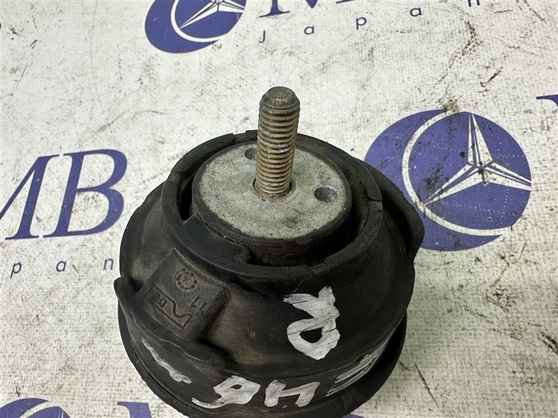 Подушка двигателя передняя правая BMW 318i E46 N46B20A