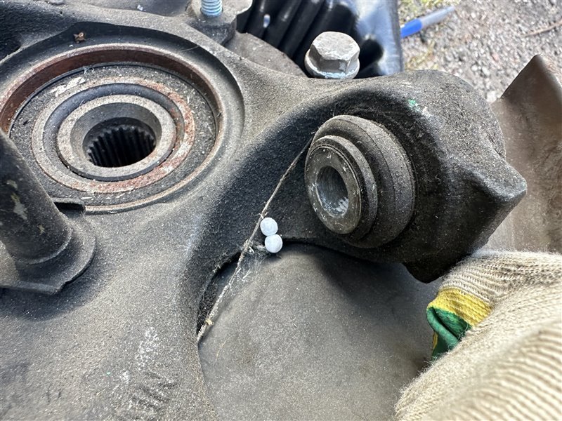 Поворотный кулак задний правый E-Class W210 1999 W210 112.941