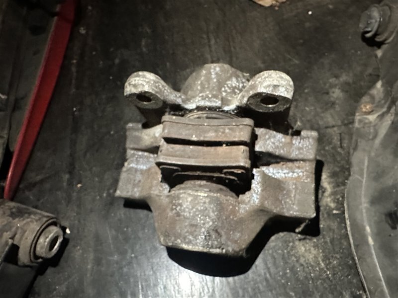 Суппорт тормозной задний правый E-Class W210 1998 W210 112.941