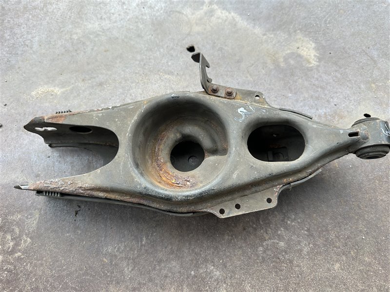 Рычаг задний правый CLS-Class W219 2006 W219 C219 272.964