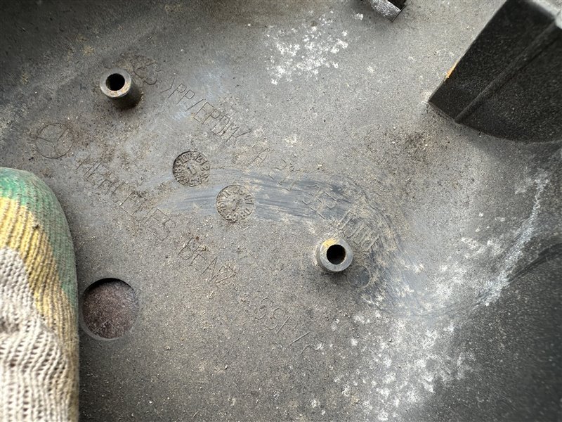 Рычаг задний правый CLS-Class W219 2006 W219 C219 272.964