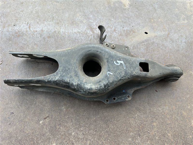 Рычаг задний левый E-Class W211 2004 W211 112.913