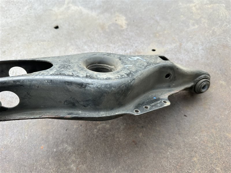 Рычаг задний левый Mercedes-Benz E-Class W211 W211 112.913