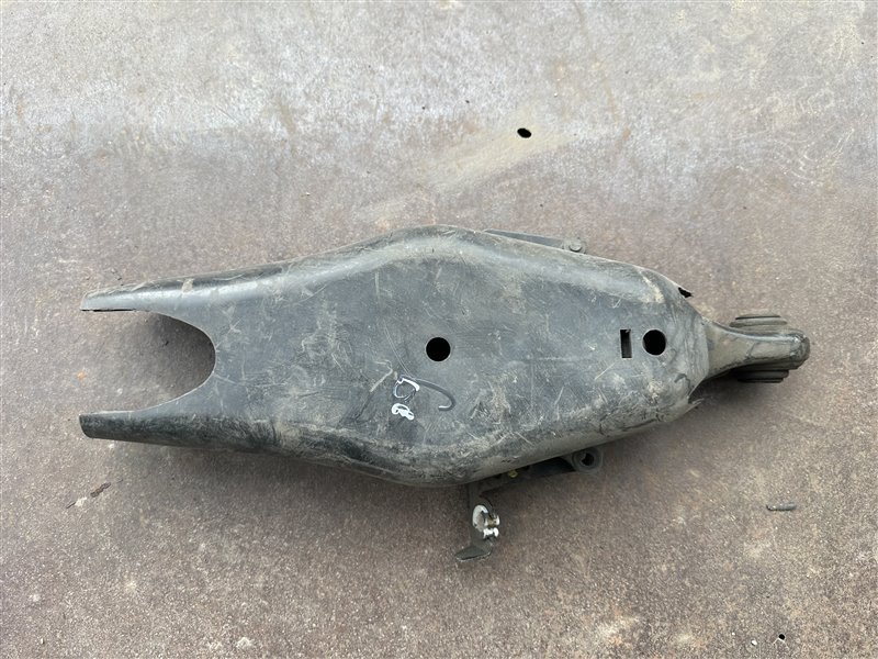 Запчасть рычаг задний правый Mercedes-Benz E-Class W211 2004 W211 112.913 A2113501706 контрактная Рычаг задний правый Mercedes-Benz E-Class W211 2004 W211 112.913 A2113501706 контрактная