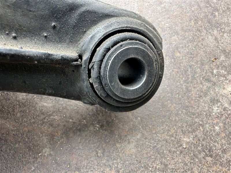 Рычаг задний правый E-Class W211 2004 W211 112.913 Рычаг задний правый E-Class W211 2004 W211 112.913