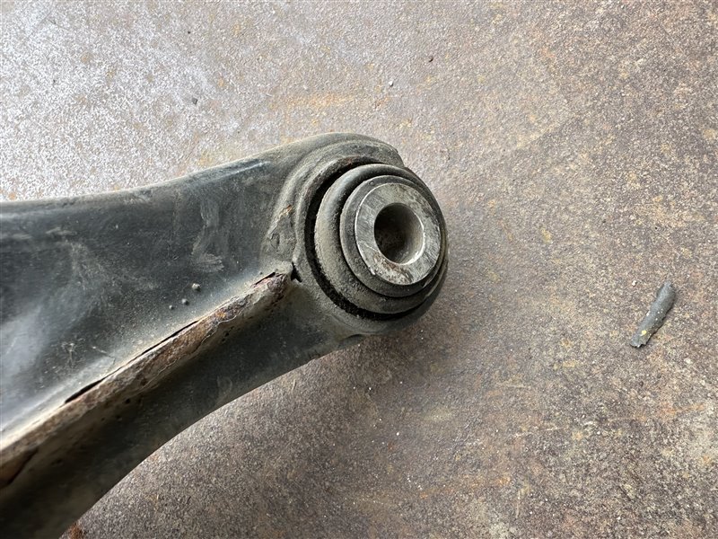 Рычаг задний левый E-Class W211 2003 W211 112.949 Рычаг задний левый E-Class W211 2003 W211 112.949