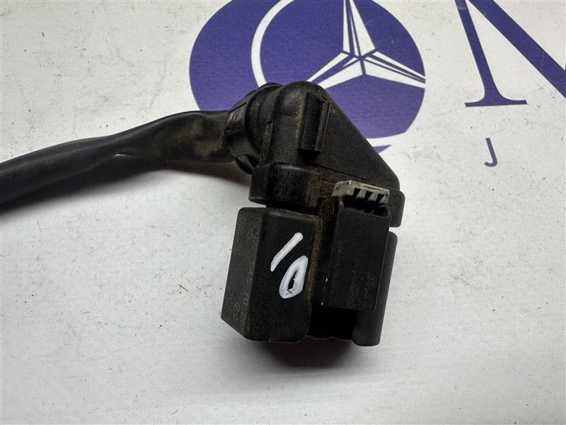 Разъем C-Class W203 2007 W203 272.920 Разъем C-Class W203 2007 W203 272.920