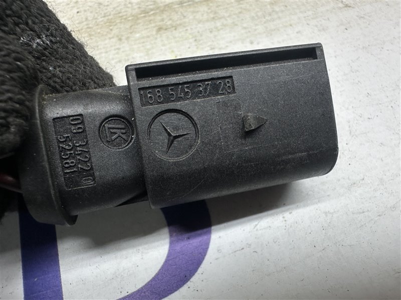 Разъем E-Class W211 2005 W211 272.964