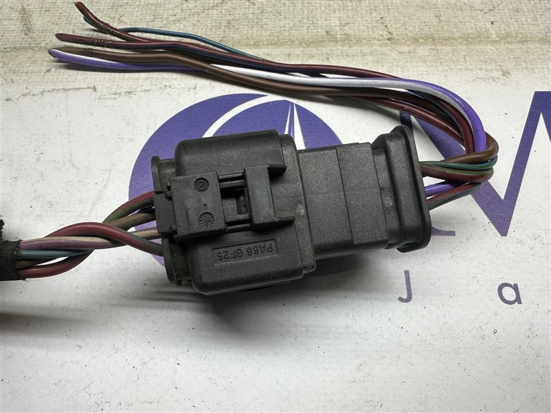 Разъем Mercedes-Benz E-Class W211 W211 272.964