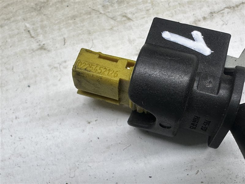 Разъем E-Class W211 2005 W211 272.964