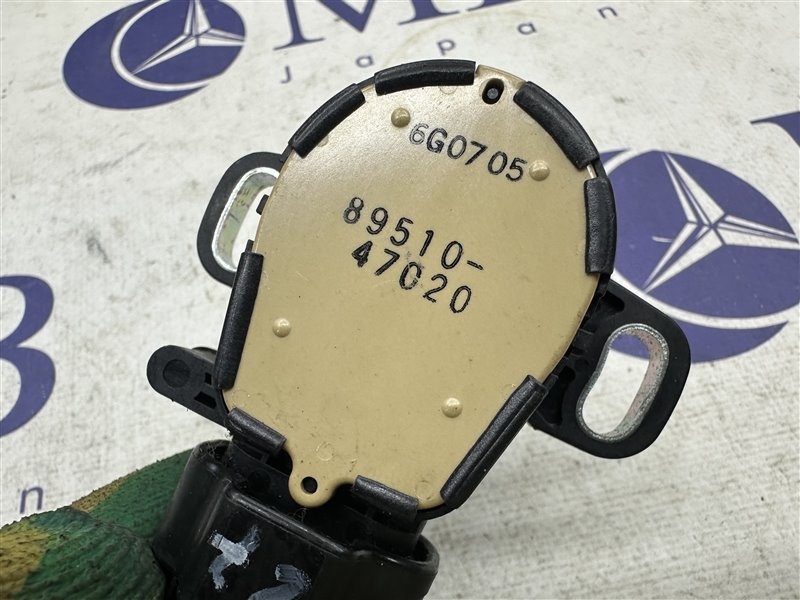 Концевик педали тормоза Prius 2004 NHW20 1NZ Концевик педали тормоза Prius 2004 NHW20 1NZ