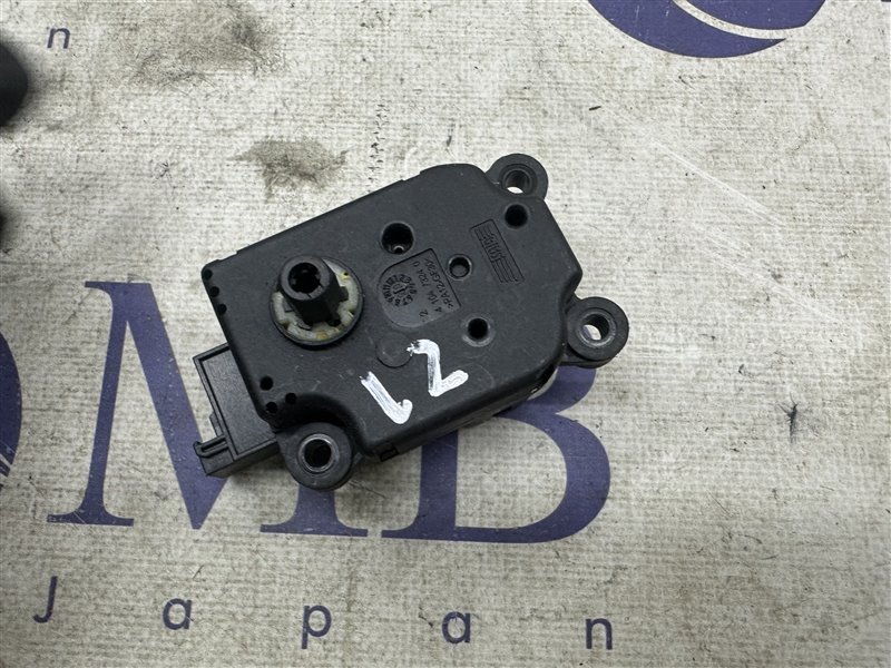 Сервопривод заслонок печки E-Class W211 2005 W211 113.967