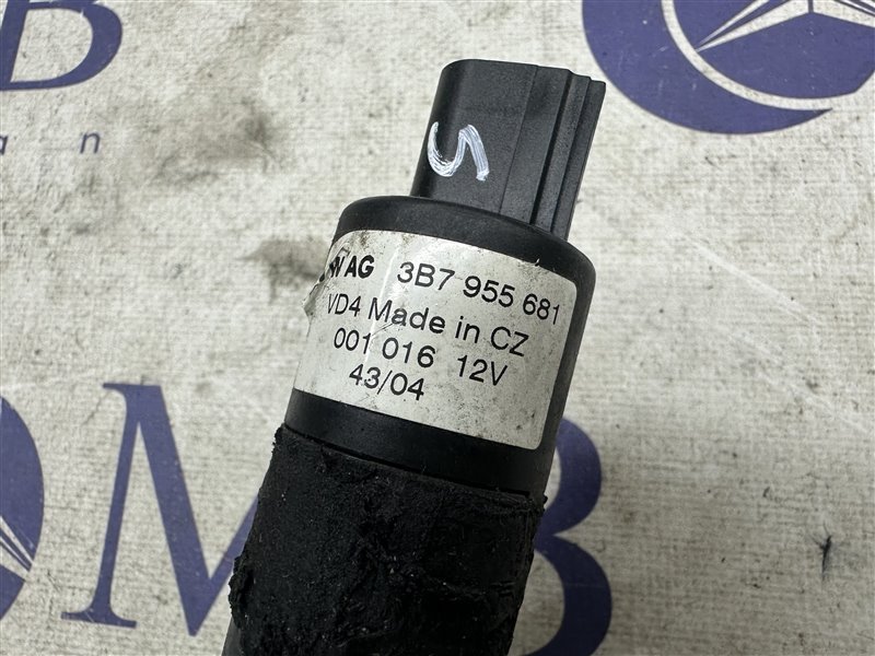 Насос омывателя A6 2005 C6 BDW