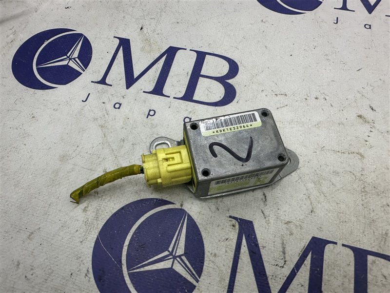 Датчик airbag Forester 2004 SG5 EJ205 (2.0L EMPI DOHC turbo)