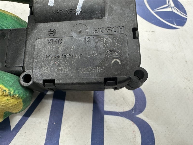 Сервопривод заслонок печки A6 2005 C6 BDW