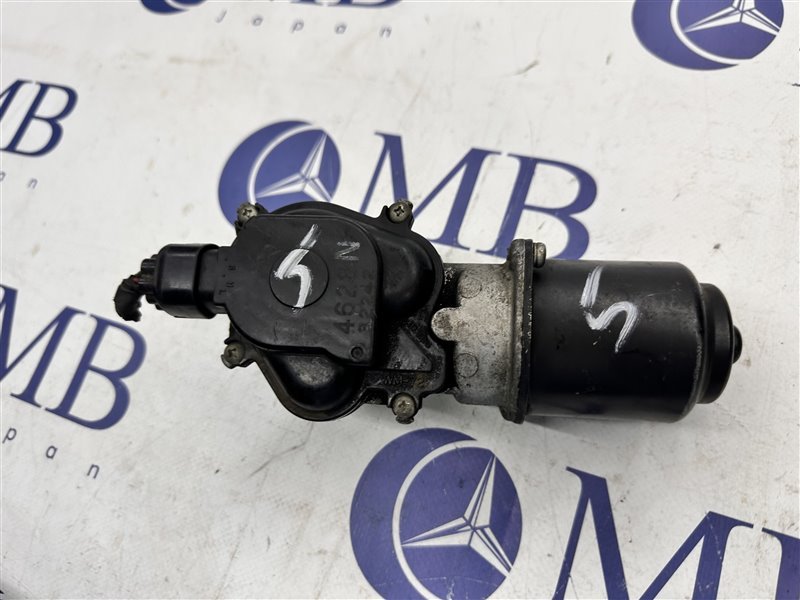 Мотор дворников передний Subaru Forester SG5 EJ205 (2.0L EMPI DOHC turbo) Мотор дворников передний Subaru Forester SG5 EJ205 (2.0L EMPI DOHC turbo)