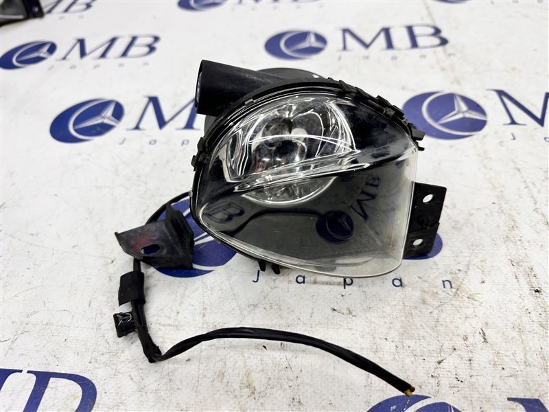 Фара противотуманная передняя правая BMW 3-Series 2005 E90 N46B20 63176948374 контрактная