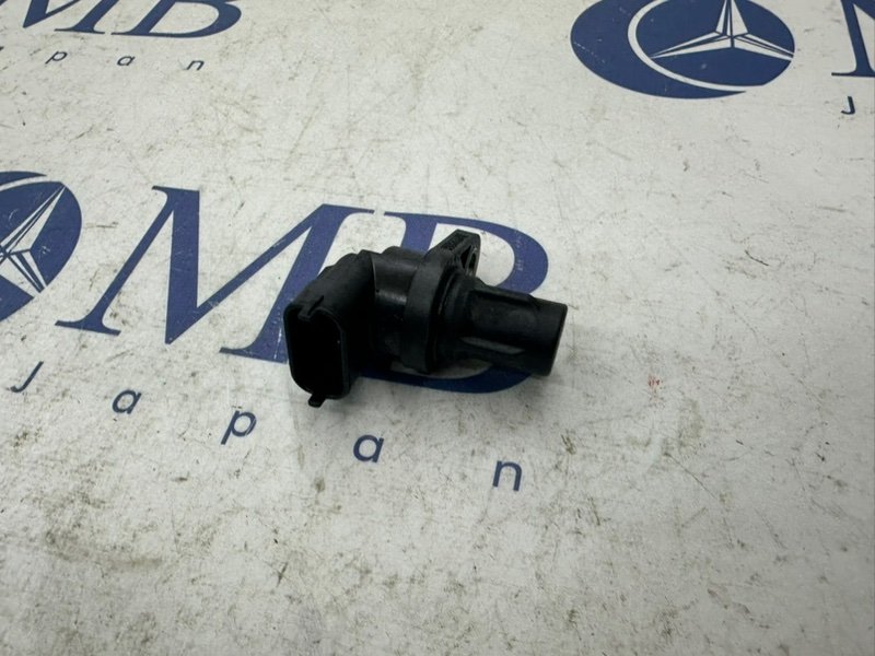 Датчик положения распредвала C-Class W204 2008 W204 272.921