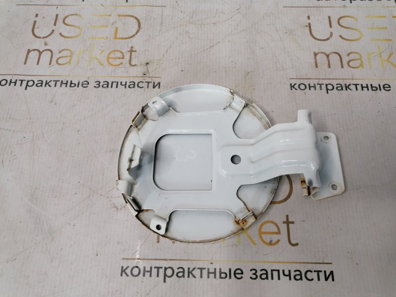 Лючок бензобака 3 2013 седан 1. 8 HM483QA Лючок бензобака 3 2013 седан 1. 8 HM483QA