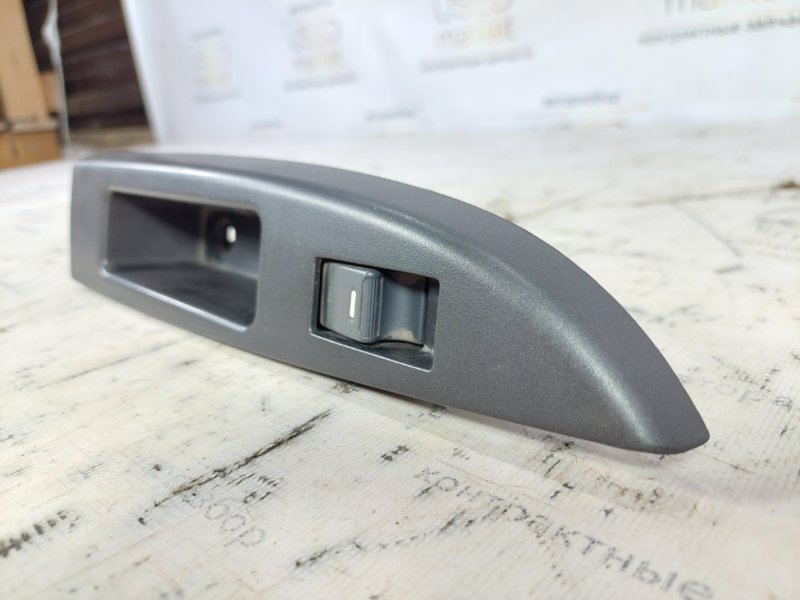 Кнопка стеклоподъемника задняя правая GC6 2013 1.5 MR479QN Кнопка стеклоподъемника задняя правая GC6 2013 1.5 MR479QN