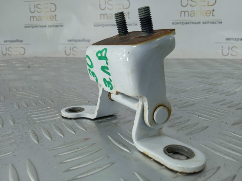Петля двери задняя левая GC6 2013 1.5 MR479QN Петля двери задняя левая GC6 2013 1.5 MR479QN