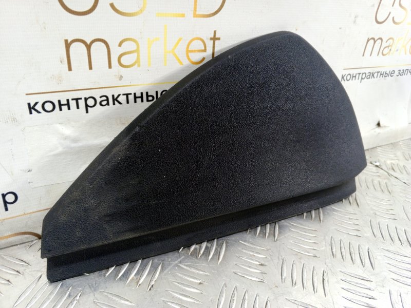 Накладка торпедо правая Polo Sedan 2013 MK5 1.6 CFN Накладка торпедо правая Polo Sedan 2013 MK5 1.6 CFN