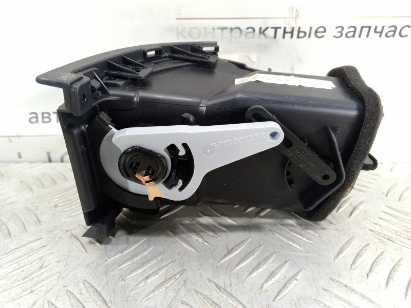Дефлектор воздуховода передний левый CR-V 2009 3 2 Дефлектор воздуховода передний левый CR-V 2009 3 2