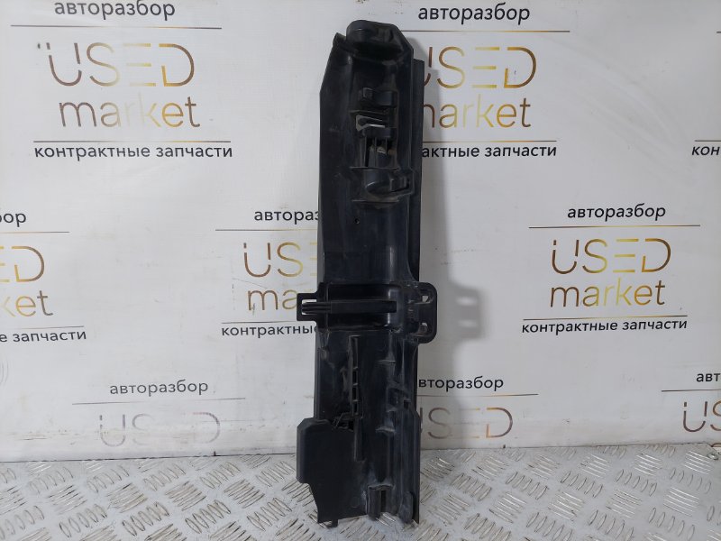 Кронштейн решетки радиатора передний правый 3 2008 E92 2.0 N46B20