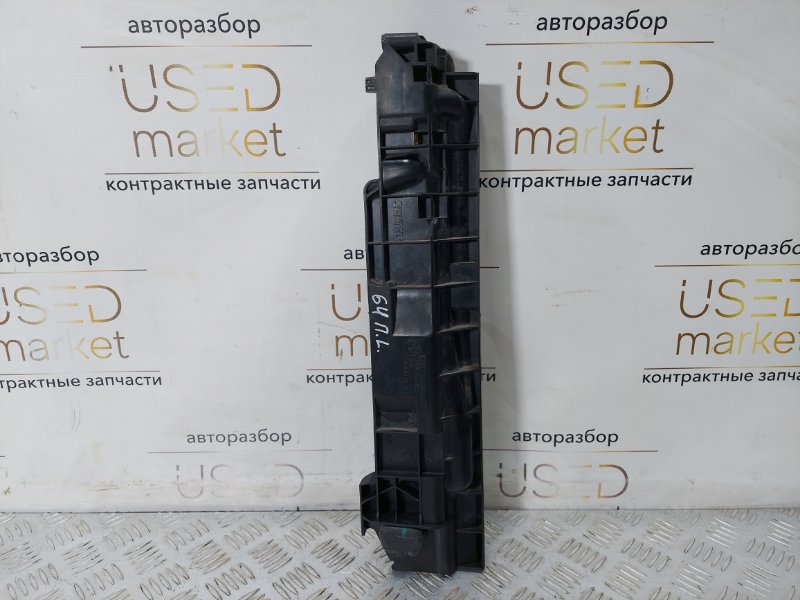 Кронштейн решетки радиатора передний левый 3 2007 E90 2.5 N52B25AE Кронштейн решетки радиатора передний левый 3 2007 E90 2.5 N52B25AE