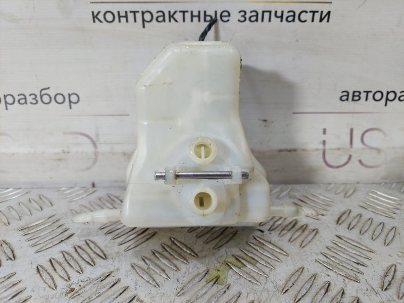 Бачок для тормозной жидкости 3 2008 E92 2.0 N46B20 Бачок для тормозной жидкости 3 2008 E92 2.0 N46B20