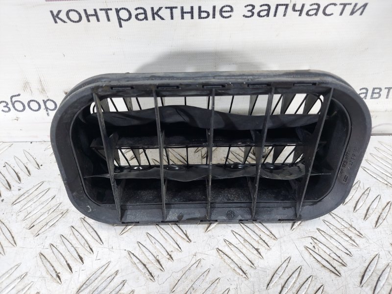 Воздуховод задний левый Passat 2001 B5+ 1.8 AWM