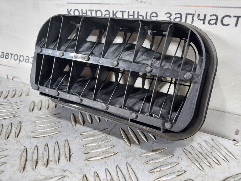 Воздуховод задний левый Passat 2001 B5+ 1.8 AWM