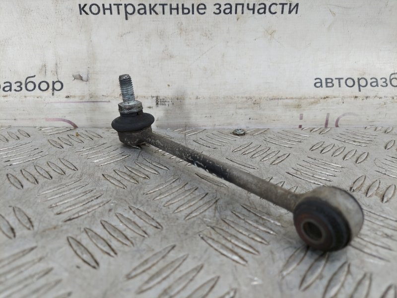 Стойка стабилизатора задняя левая 3 2007 E90 2.5 N52B25AE Стойка стабилизатора задняя левая 3 2007 E90 2.5 N52B25AE