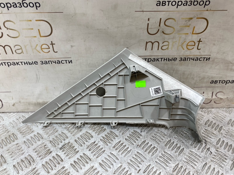 Обшивка стойки задняя Rapid 2013 1.4 CAXA