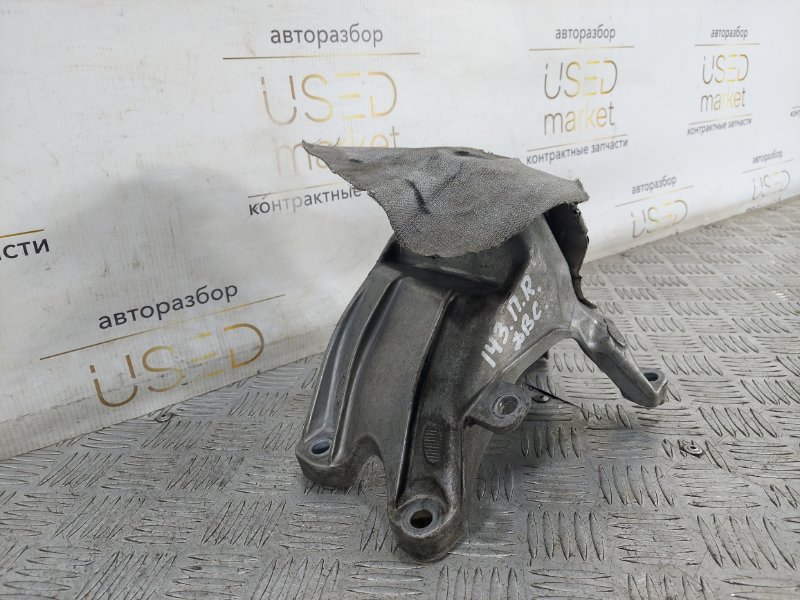 Кронштейн двигателя передний правый Q5 2014 8R 2.0 CNC Кронштейн двигателя передний правый Q5 2014 8R 2.0 CNC