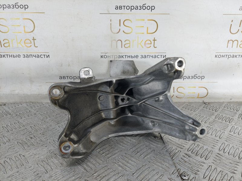 Кронштейн двигателя передний правый Q5 2014 8R 2.0 CNC Кронштейн двигателя передний правый Q5 2014 8R 2.0 CNC