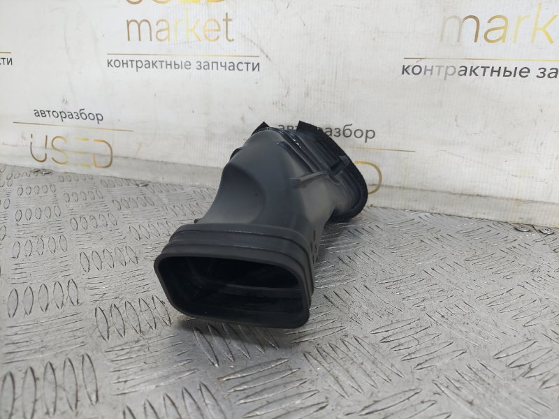 Патрубок воздушного фильтра Honda Civic 5D 1.8 R18A2 Патрубок воздушного фильтра Honda Civic 5D 1.8 R18A2