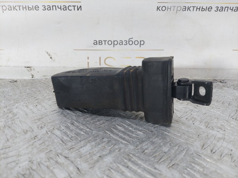 Ограничитель двери задний правый Q5 2011 8R 2.0 CDNC