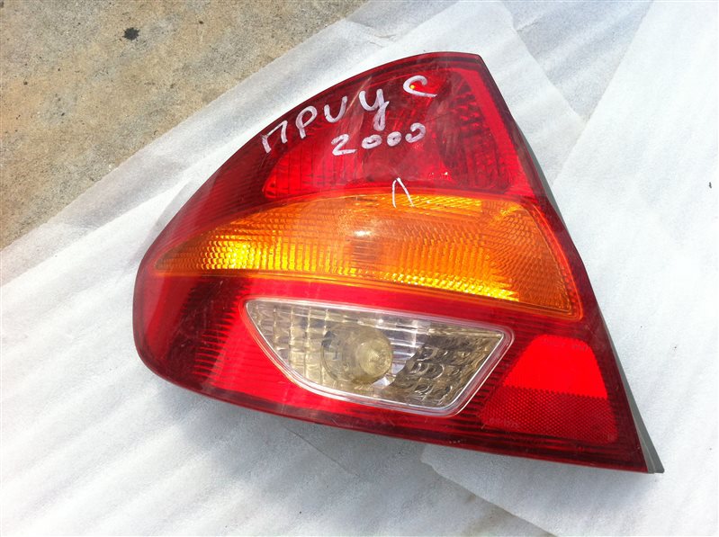Стоп Toyota Prius 2000 левый